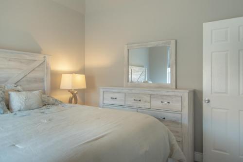 Easy Breezy Townhouse