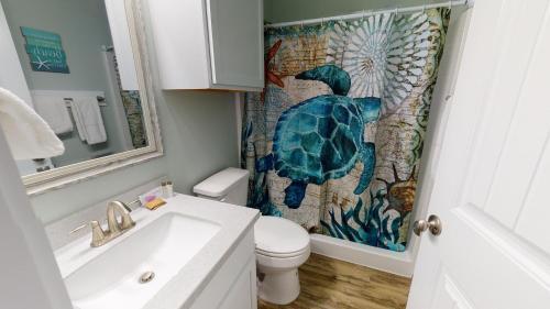 Twisted Pelican Townhouse