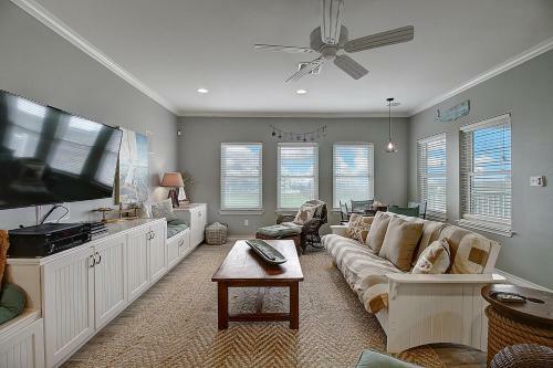 Port A Landing Pp745 Home