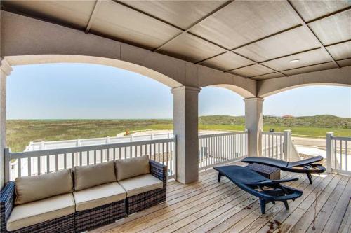 6501 Villa Castellon Drive Home