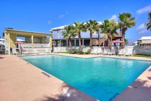 Neal's Nest At Paradise Pointe Home