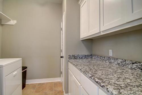 Neal's Nest At Paradise Pointe Home