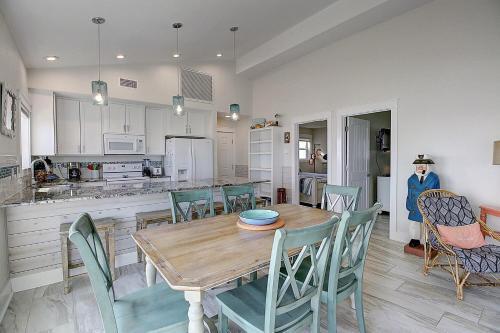 Beachfront Paradise Lc19 Home