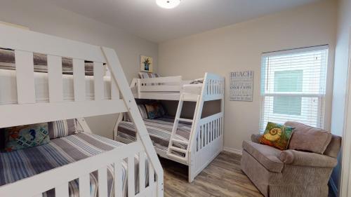 Breezy Beach House Townhouse