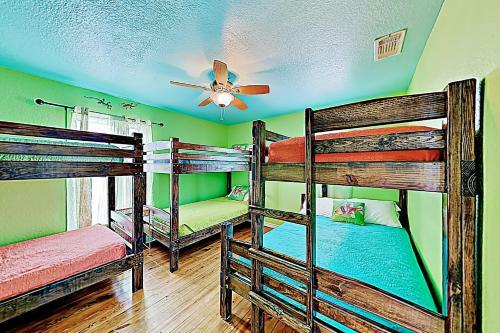 New Listing! Updated Downtown Home With Private Pool Home