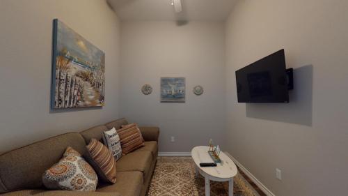 The Chic Retreat Townhouse