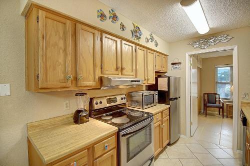 Apartamento Courtyard #214 Condo