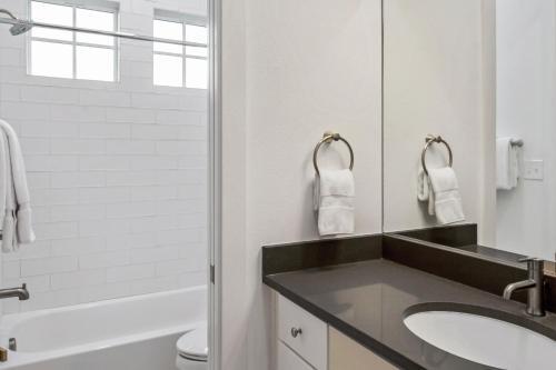 Arbogast Custom Gem Home