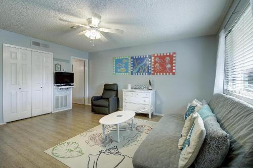 Apartamento Courtyard #201 Condo