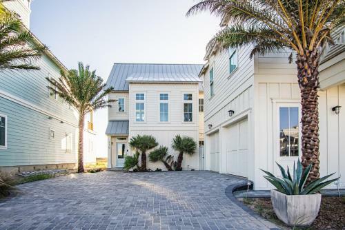Pearl Home