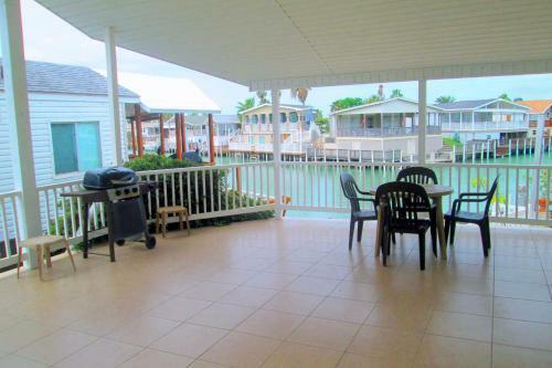 Long Island Village Unit 214