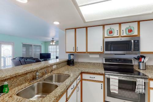 Long Island Village- Sea Cottage