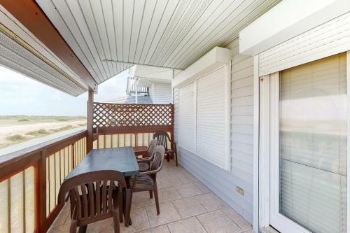 Long Island Village- Sea Cottage