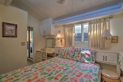 Canalfront Port Isabel Escape With Boat Dock!