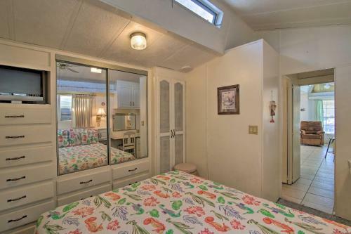 Canalfront Port Isabel Escape With Boat Dock!