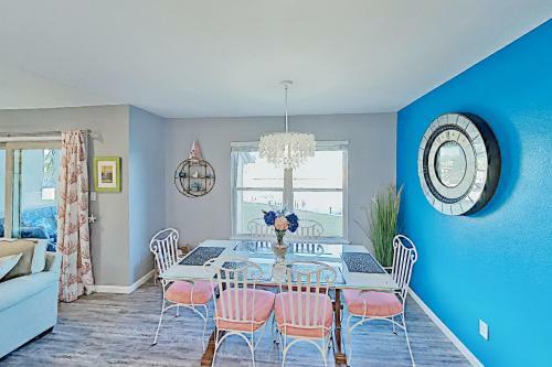 2515bayh Townhouse