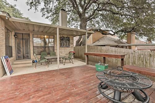 Live Oak Home - 15 Mi To Downtown San Antonio