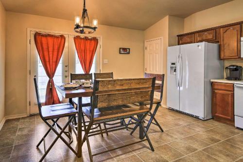 San Antonio Abode With Yard Less Than 4mi To Lackland