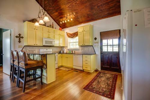 Lodge Four-o Ranch