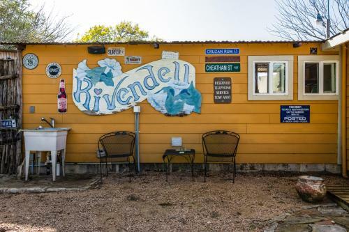 Lodge Four-o Ranch