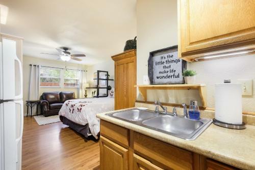 Cactus Cottage