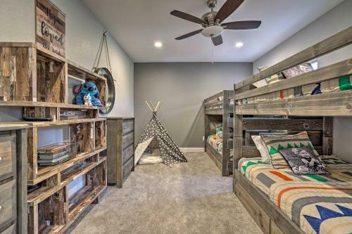 Upscale Home On Lake Placid With Deck, Dock, Fire Pit