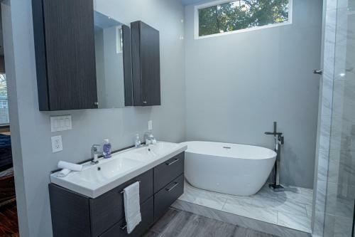 Prosperity Place Remodeled 3br 2ba Near Downtown
