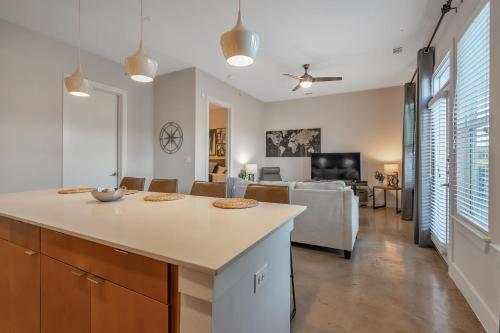 Apartamento Lux Flat With Direct Riverwalk Access And Resort Style Pool