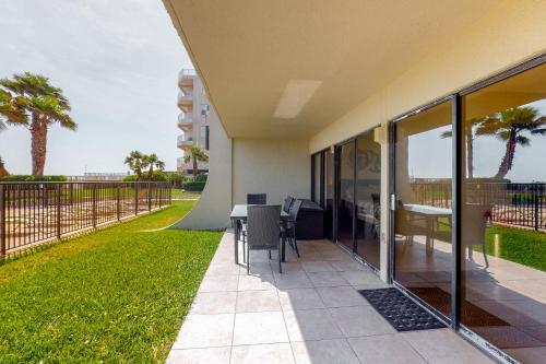 Ocean Vista #102