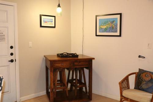 Apartamento Cozy Condo In Tiki Complex With Private Beach Access