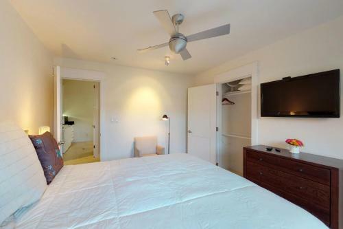 Villas Beach Front Home 6518