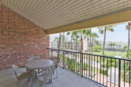 Villa Del Sol Condominium 304