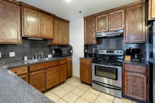 Lantana Retreat-full Property