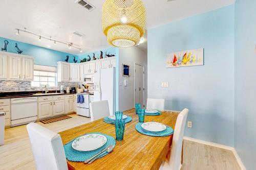 Sand Dollar Retreat