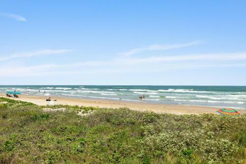 Apartamento Beachview - Beautiful 2 Br Condo - Convenient Location!