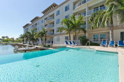 Las Marinas Condo 301 With Boat Slip