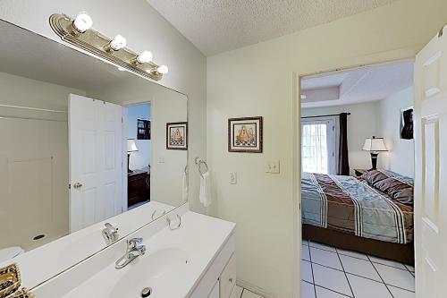 Apartamento New Listing! Casa de La Isla With Private Pool Condo