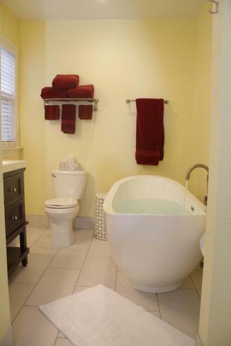 The Oaks Bed And Breakfast