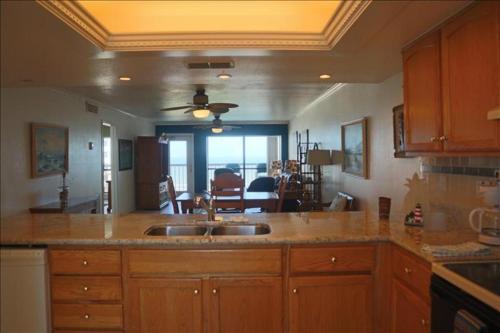 Saida III Condos S3905