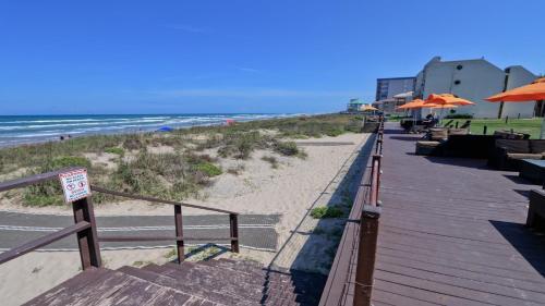 Super Pool View! Beachfront Property Cant Miss The Fun! Pet Friendly