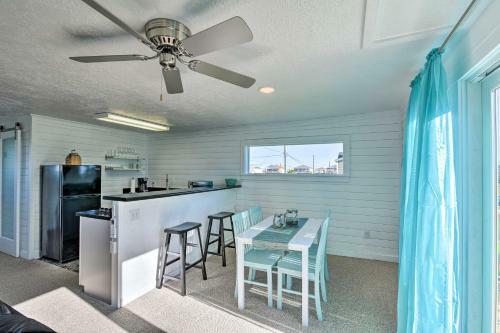 Apartamento Inviting Studio - Walk Less Than 1 Mile To Surfside Beach!