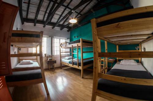 Hostal Explora Hostels