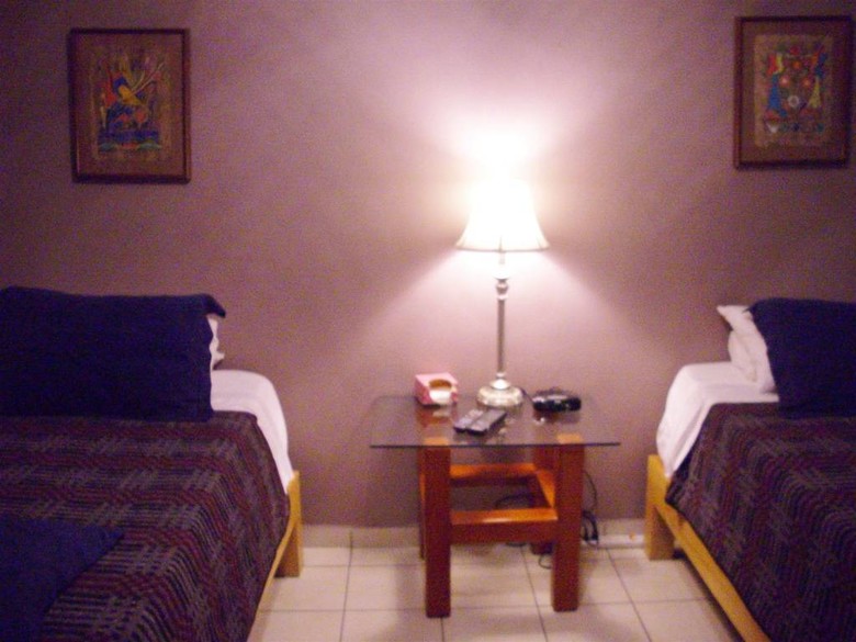 Dickinson Guest House B&B