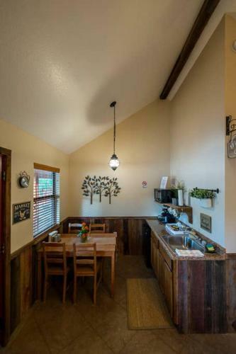 Cabin 3 Rental 15 Minutes From Magnolia And Baylor
