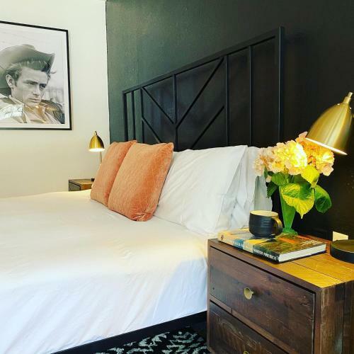 Hotel Wimberley Inn