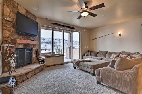 Luxe Townhome With Brian Head Resort Ski Access