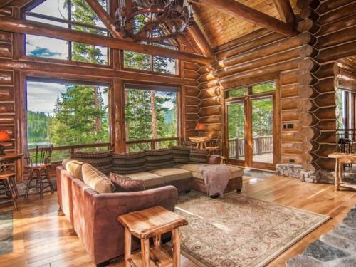Limber Pine Lodge