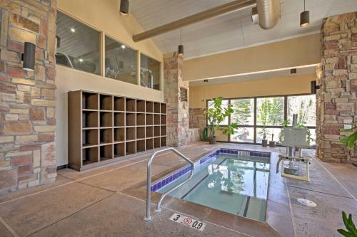 Apartamento Modern Brian Head Ski Condo With Mountain Views!