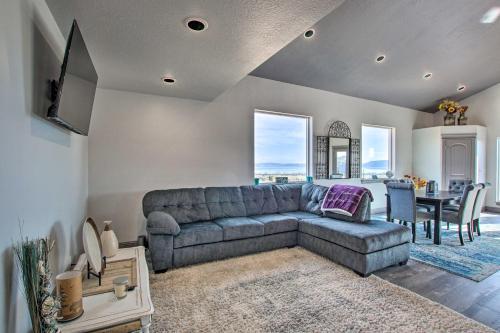 Spacious Home With Mtn Views 2 Mi To Bear Lake