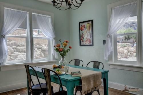 Orchard Cottage By Kabino